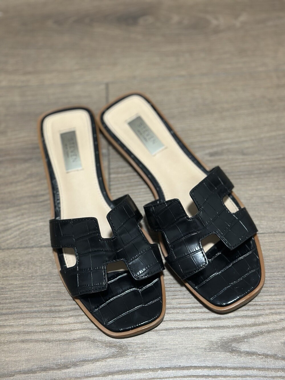 Steven Black Size 7 Slide Sandals